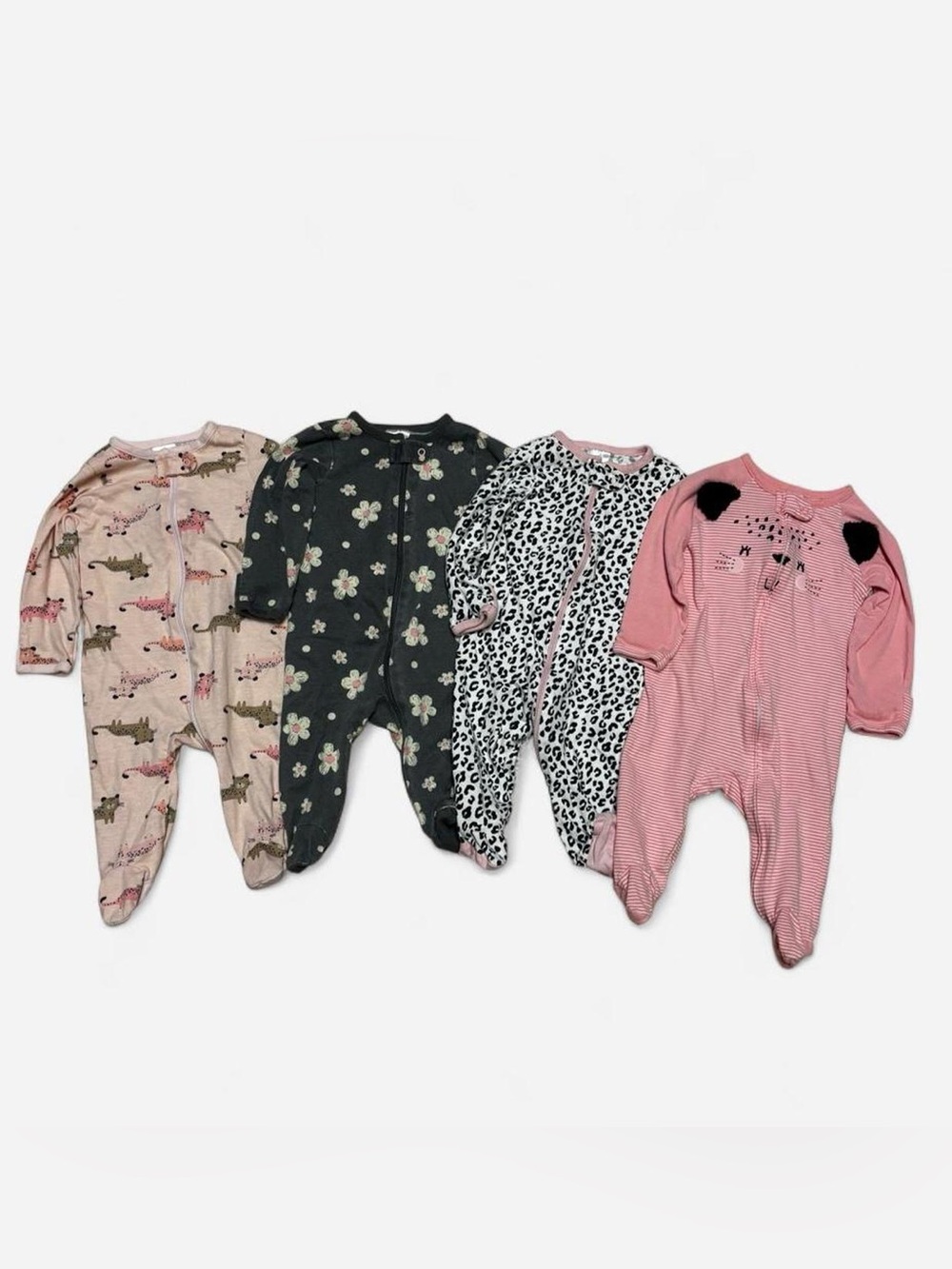 Gerber 0-3m Leopard Footed Sleeper Bundle